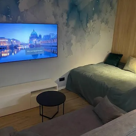 アパート Blue River - *